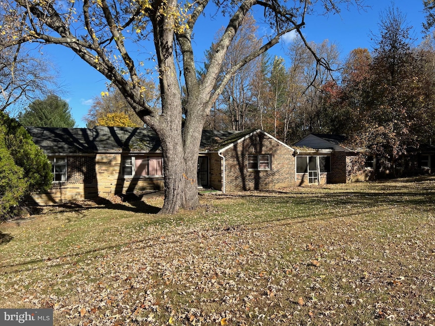 4211 Glenn Dale Rd, Bowie, MD 20720 - photo 1