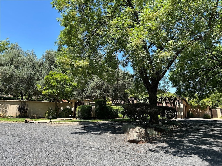 Sold $1,775,000 • Co-Listing Agent