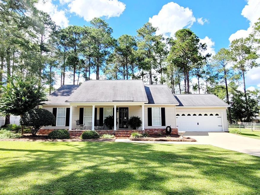 105 Capri Cir, Sylvester, GA 31791 - photo 1