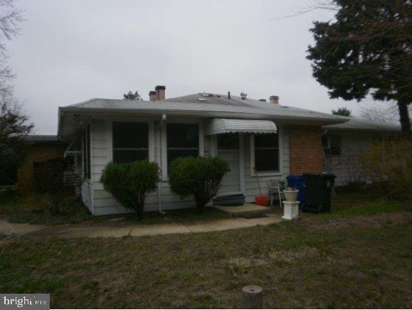 64 Berkshire Ct, Toms River, NJ 08753 - photo 1