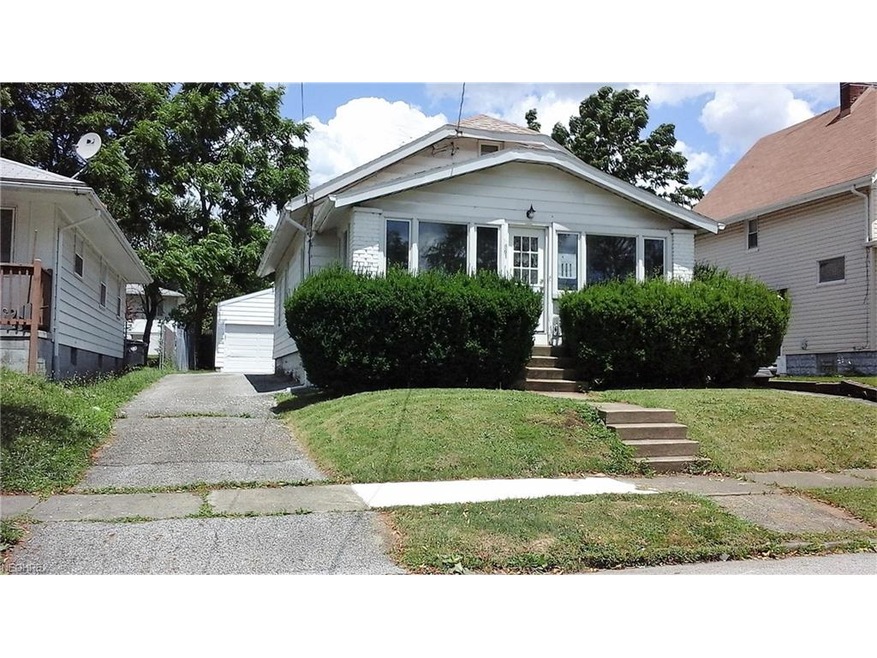 Welcome to 861 Polk Avenue!