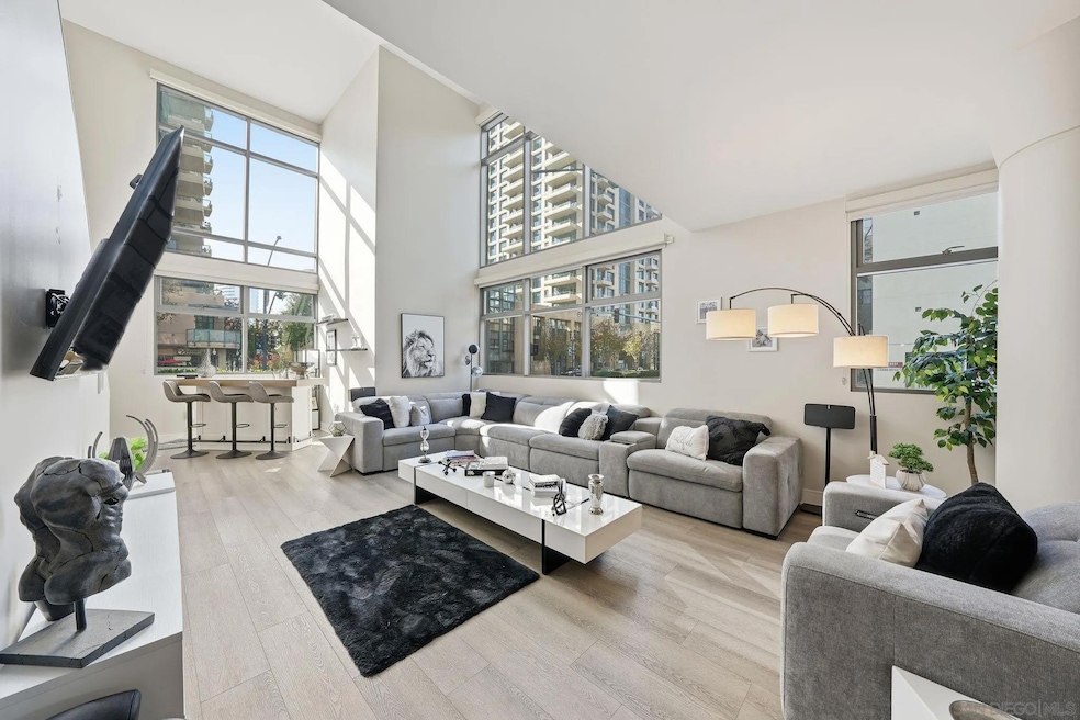 Renaissance unit 104, San Diego, CA 92101 - photo 1