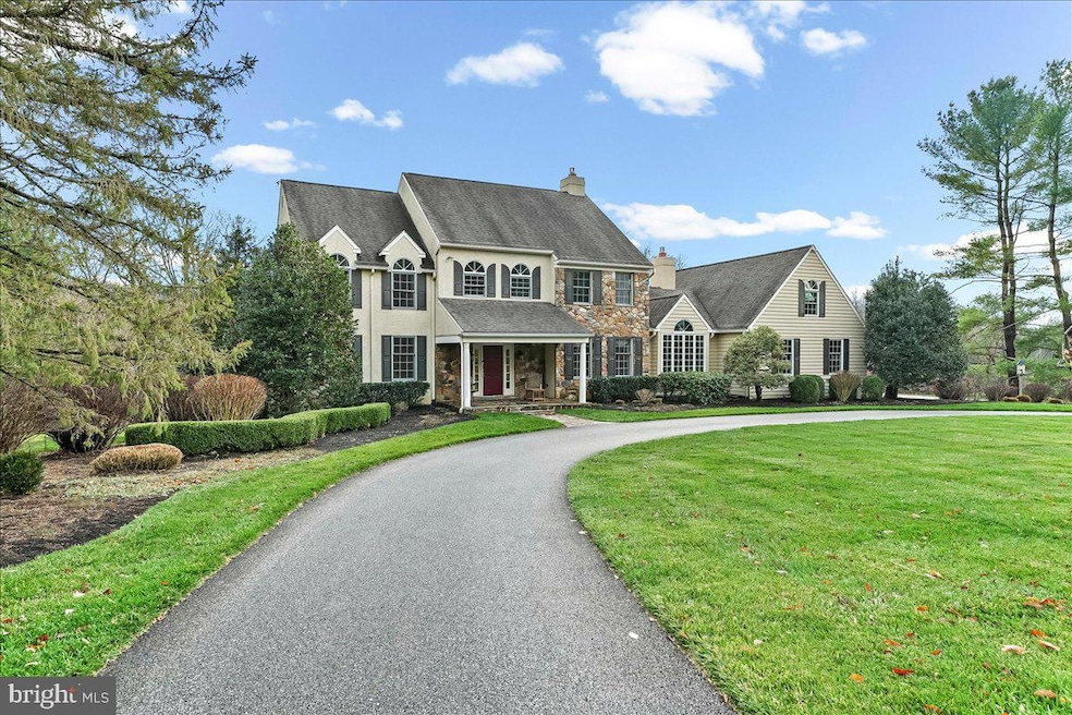 904 Roundelay Ln, West Chester, PA 19382 - photo 1