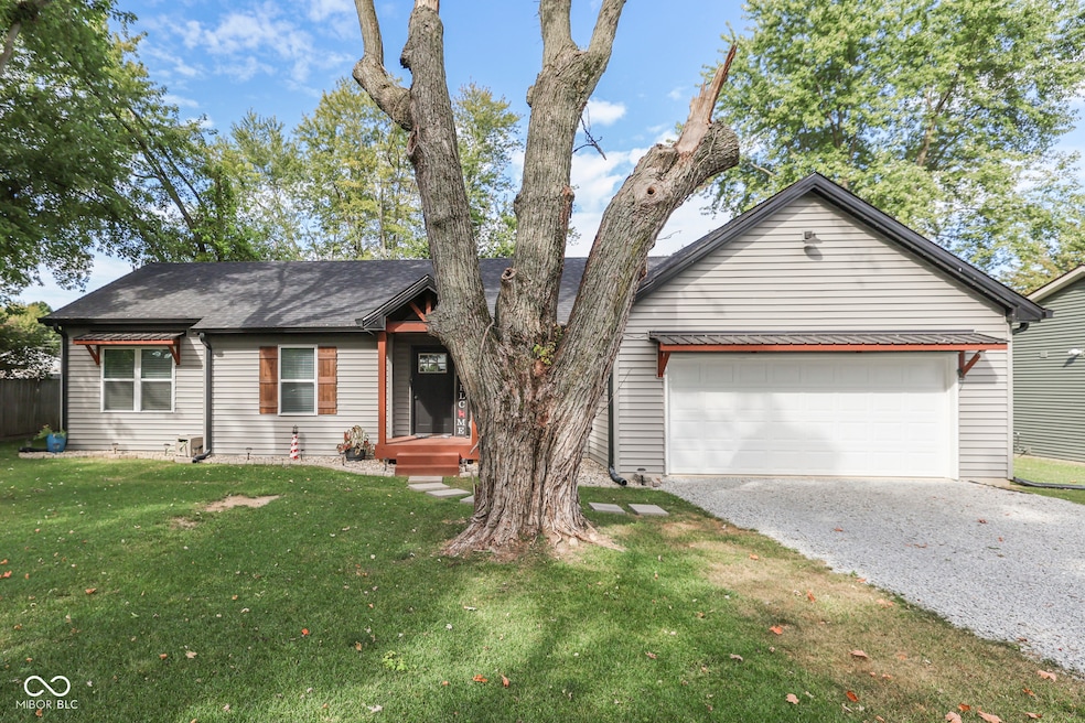 730 N East St, Ingalls, IN 46048 - photo 1