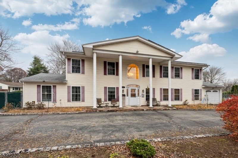 255 Knoll Rd, Lake Hiawatha, NJ 07034 - photo 1