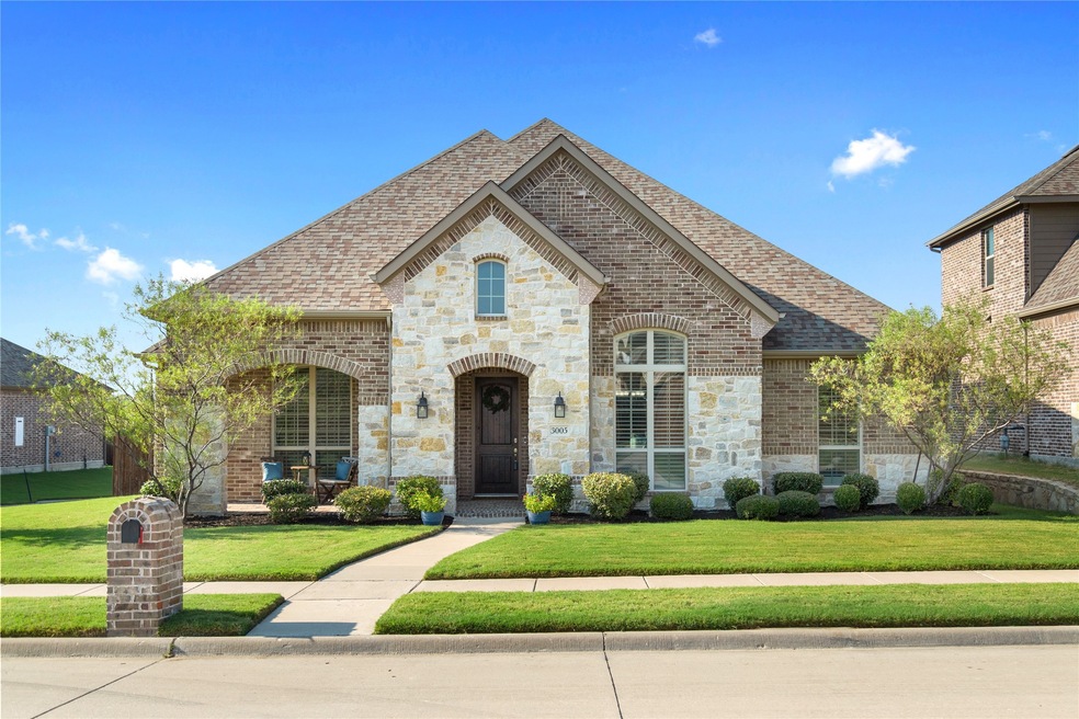 Welcome to 3005 Gentry Drive in wonderful Woodbridge West!