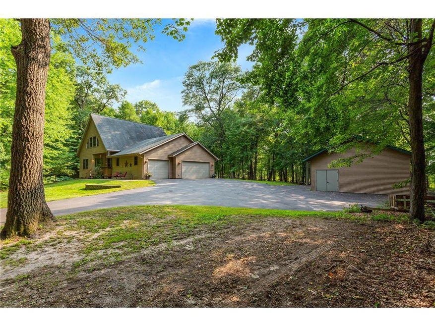 Private wooded lot located on Devil Lake. The 3 ca