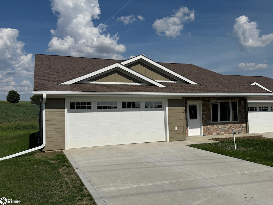 722 3rd Ave, Audubon, IA 50025 - photo 1