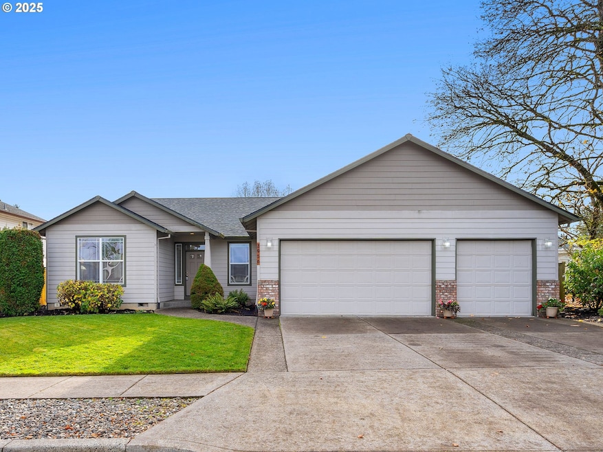 3956 SE 30th St, Gresham, OR 97080 - photo 1