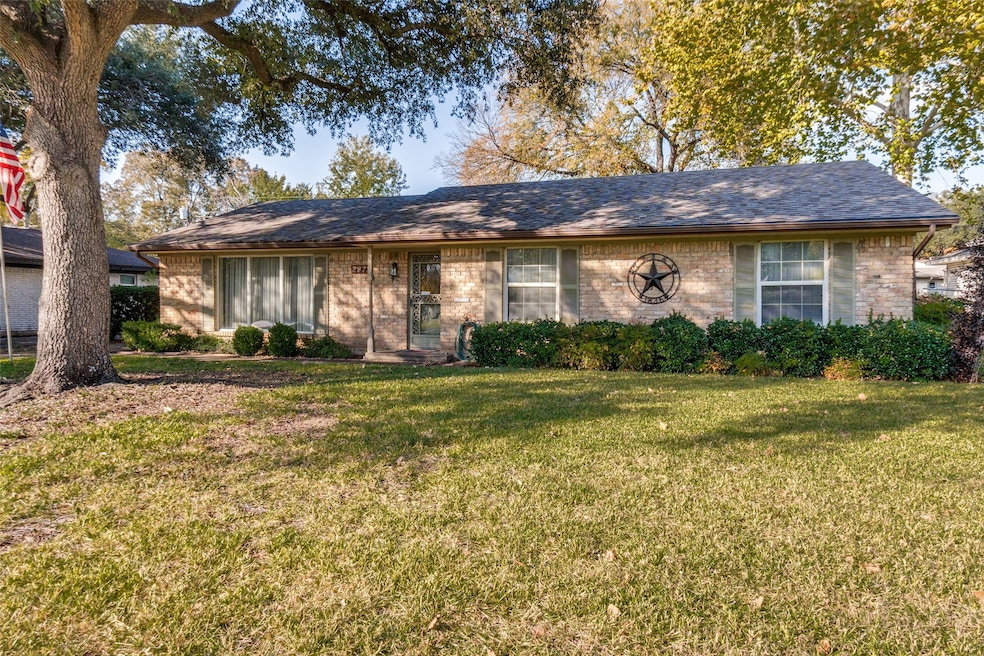 2977 Selma Ln, Dallas, TX 75234 - photo 1