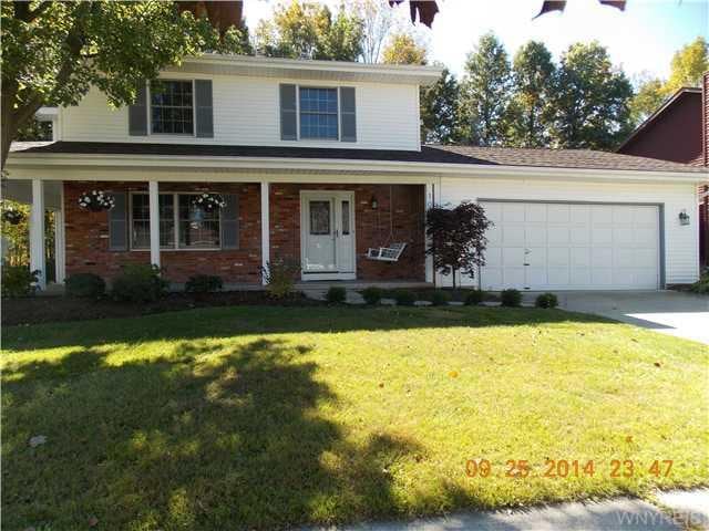 1005 Castlebar Dr, North Tonawanda, NY 14120 - photo 1