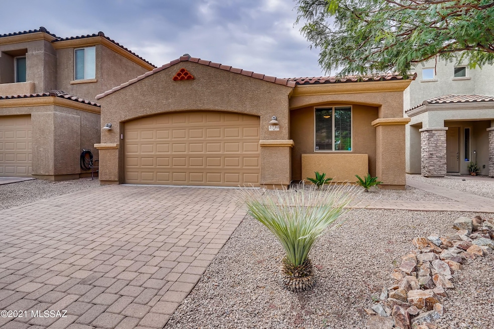 2731 W Checkerspot Dr, Tucson, AZ 85741 - photo 1