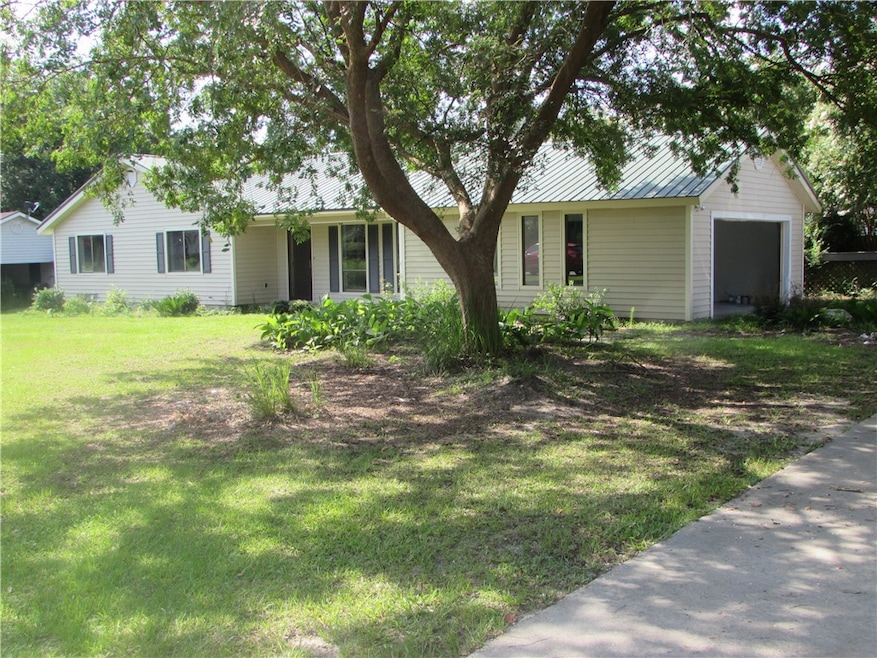 Wren Drive is located in a very quiet neighborhood