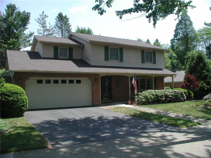 Front View of home.......