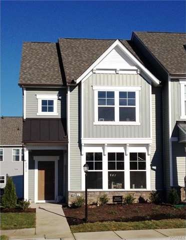 Bridgewater Floor Plan by HHHunt Homes.Photos are 