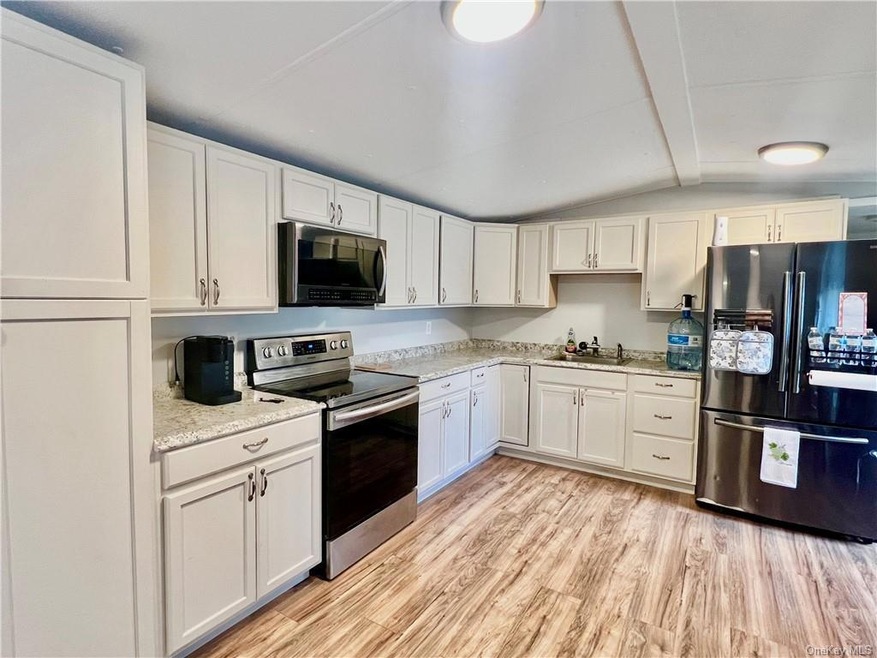 570 Gulliver Terrace, Montgomery, NY 12586 - photo 1