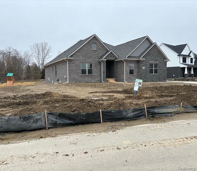 20886 Hasenclever Dr, South Lyon, MI 48178 - photo 1