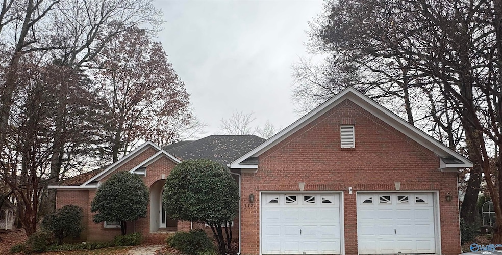 113 Montrose Dr, Madison, AL 35758 - photo 1