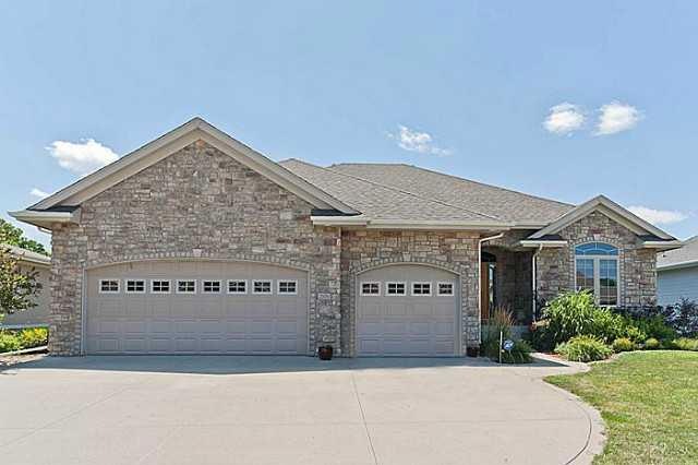 2806 Emma Ave, Des Moines, IA 50321 - photo 1