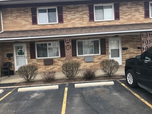 1523 Lee Terrace Dr unit D5, Wickliffe, OH 44092 - photo 1