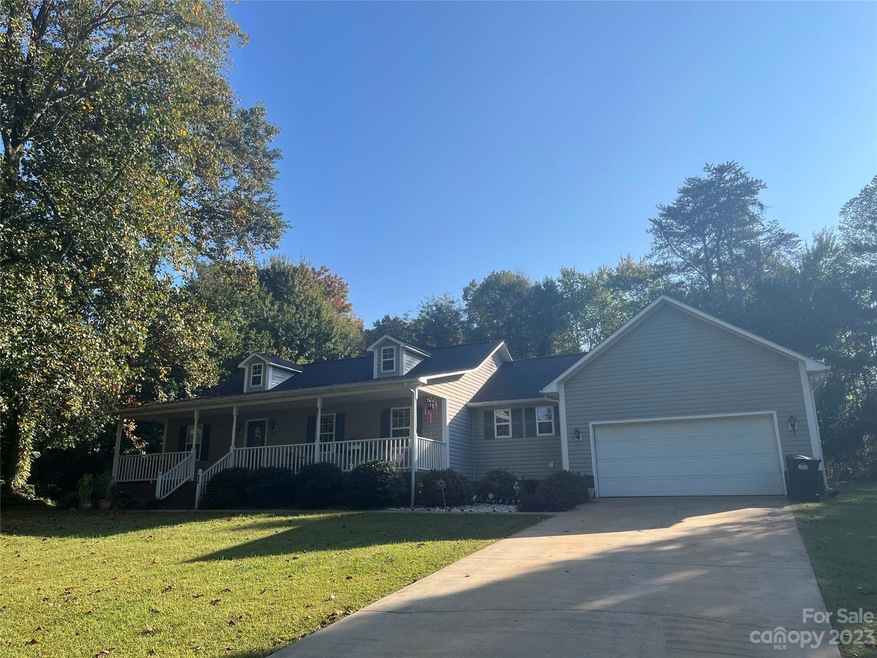 154 Millstone Dr, Statesville, NC 28625 - photo 1