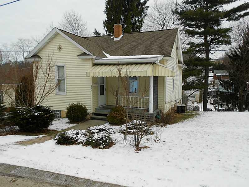 Exterior Front. 2 bedroom ranch on double lot
