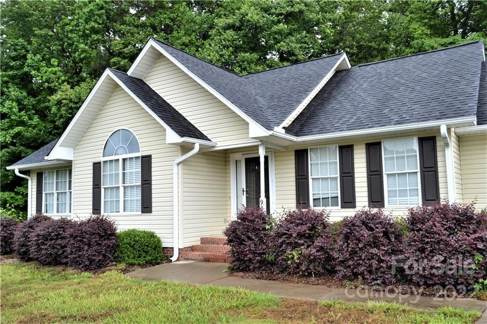 908 Bunting Rd, Asheboro, NC 27205 - photo 1