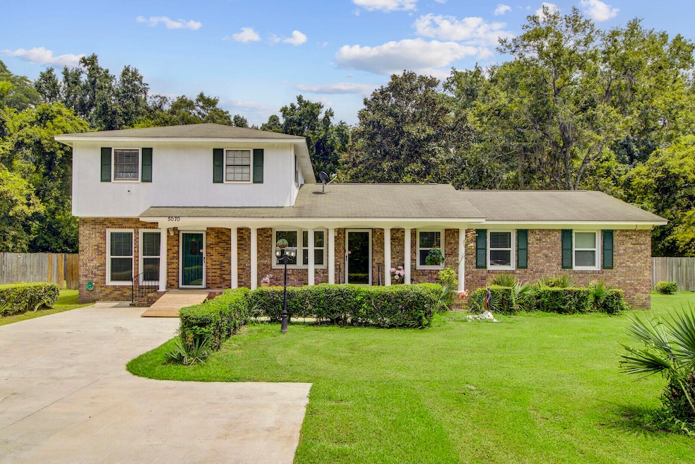 For Sale $440,000 • Co-Listing Agent