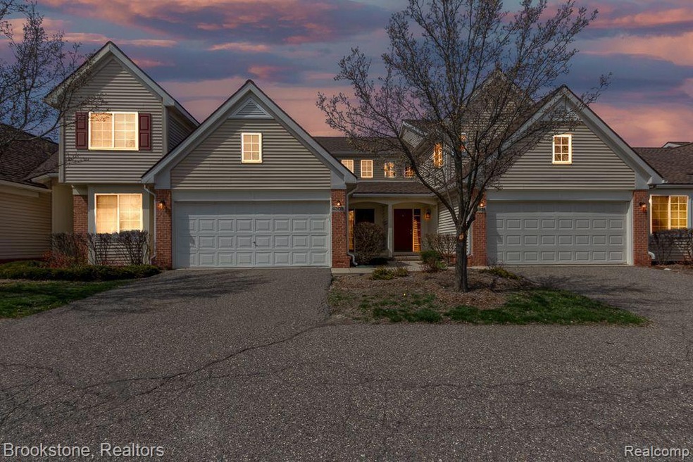 Welcome to 4305 Willow View Ct!