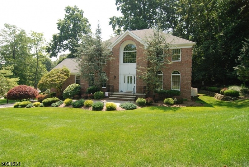 4 Everest Dr, Hackettstown, NJ 07840 - photo 1