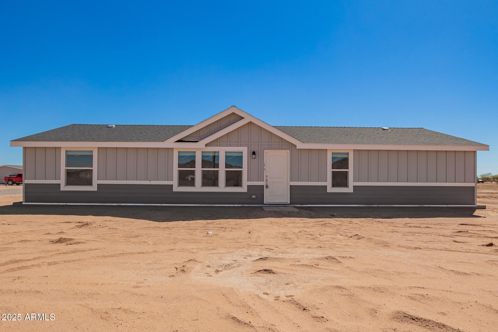 18191 N Amelia Dr, Maricopa, AZ 85139 - photo 1