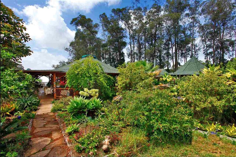 1880 Piiholo Rd unit A, Makawao, HI 96768 - photo 1