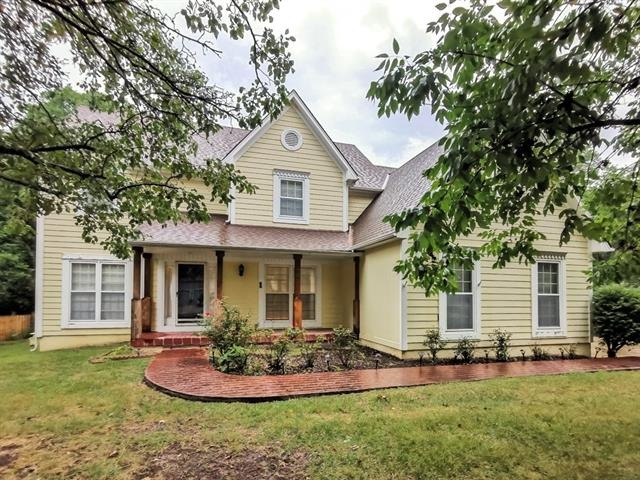 5200 W 157th St, Overland Park, KS 66224 - photo 1