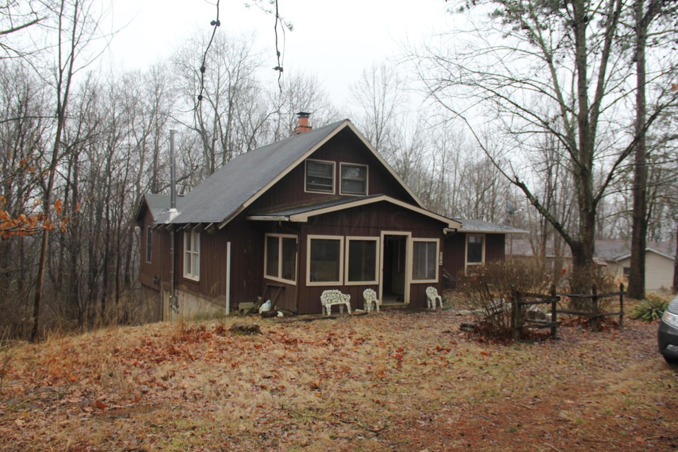 389 Osage Ln, Sugar Grove, OH 43155 - photo 1