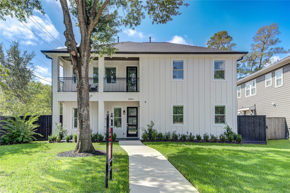 2003 Saxon Dr, Houston, TX 77018 - photo 1