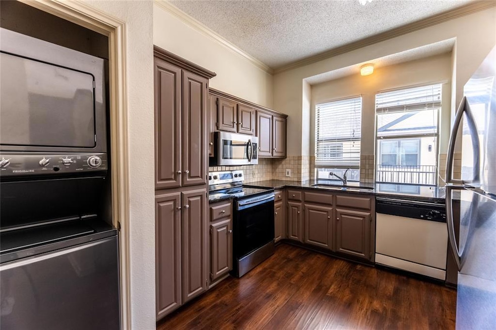 Sold • Co-Listing Agent