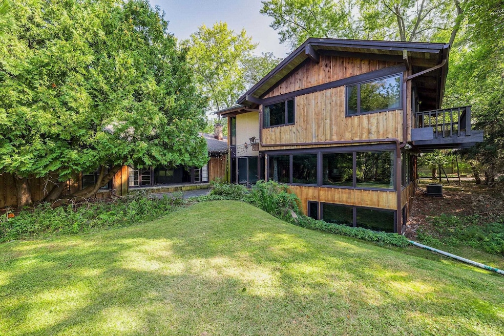 4535 N River Rd, Freeland, MI 48623 - photo 1