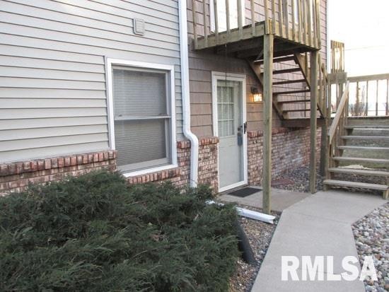 2418 E 51st St unit B, Davenport, IA 52807 - photo 1