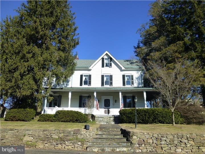 563 Belmont Ave, Southampton, PA 18966 - photo 1