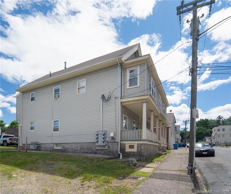 13 Green St, Waterbury, CT 06708 - photo 1