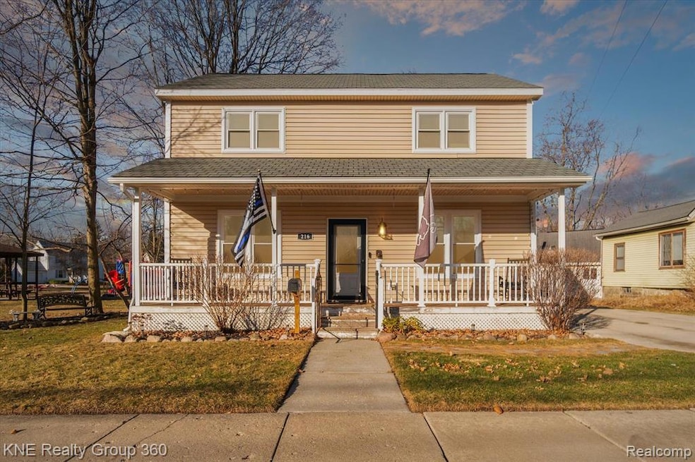 216 Byron Rd, Howell, MI 48843 - photo 1