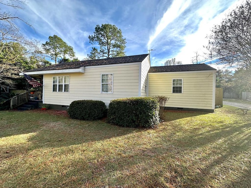 1406 9th Ave, Albany, GA 31707 - photo 1