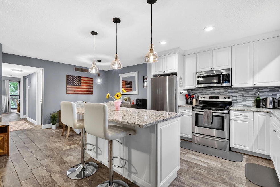 501 Dotterel Rd unit 27C, Delray Beach, FL 33444 - photo 1