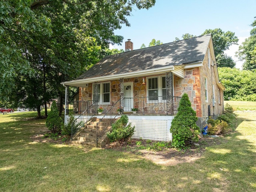 755 Old White Hill Rd, Stuarts Draft, VA 24477 - photo 1