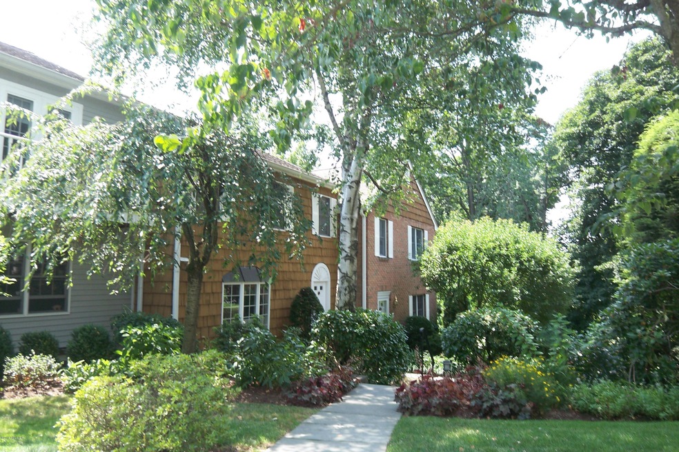 78 River Rd unit 4, Cos Cob, CT 06807 - photo 1