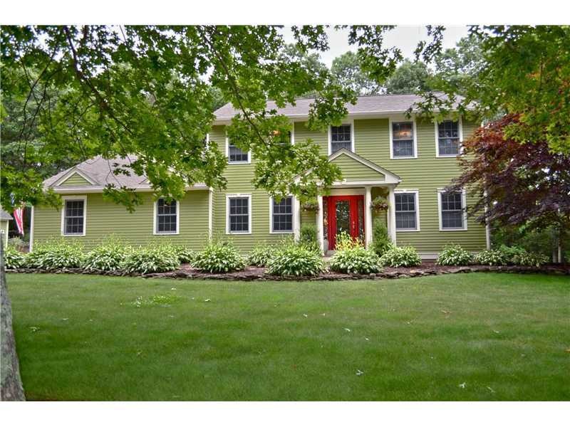 188 Sir Michael Cir, West Kingston, RI 02892 - photo 1