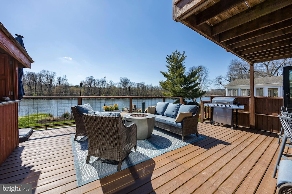 68 W Indian Ln, Norristown, PA 19403 - photo 1