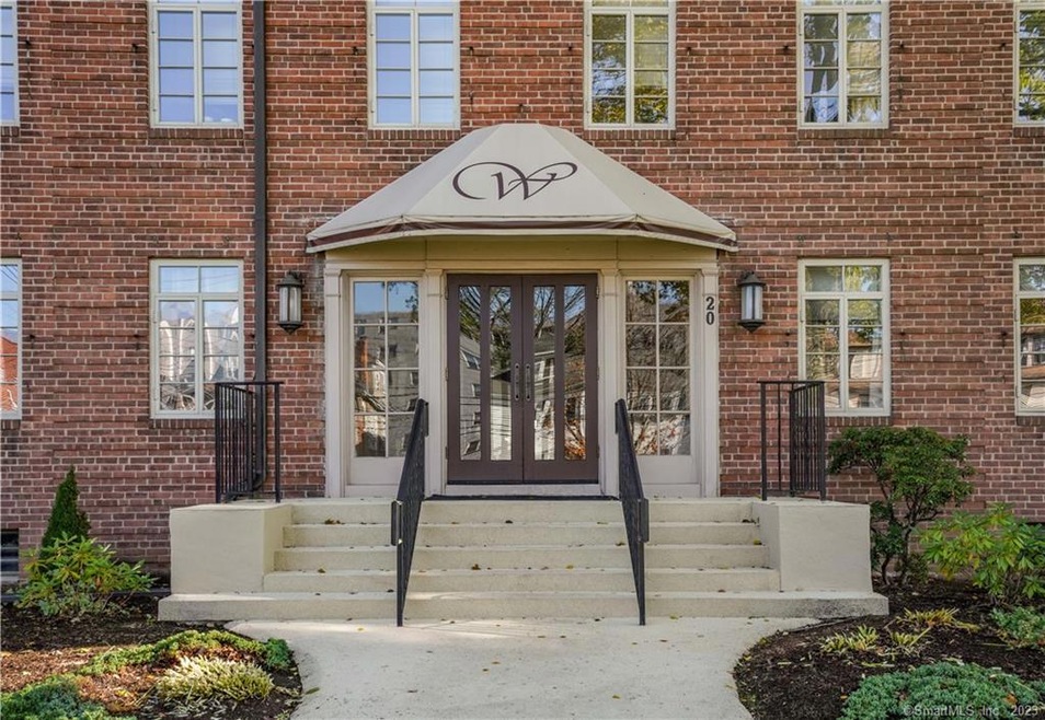 20 Outlook Ave unit 206, West Hartford, CT 06119 - photo 1