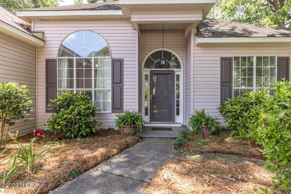 213 Gleneagle Dr.