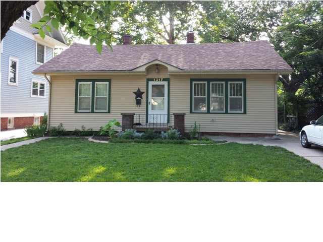 Welcome Home! Nicely landscaped front yard.